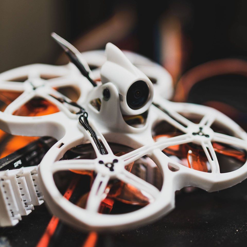 Emax Tinyhawk II 2 RTF FPV Rac - Drone Battery Balance Charger recensione e prezzo